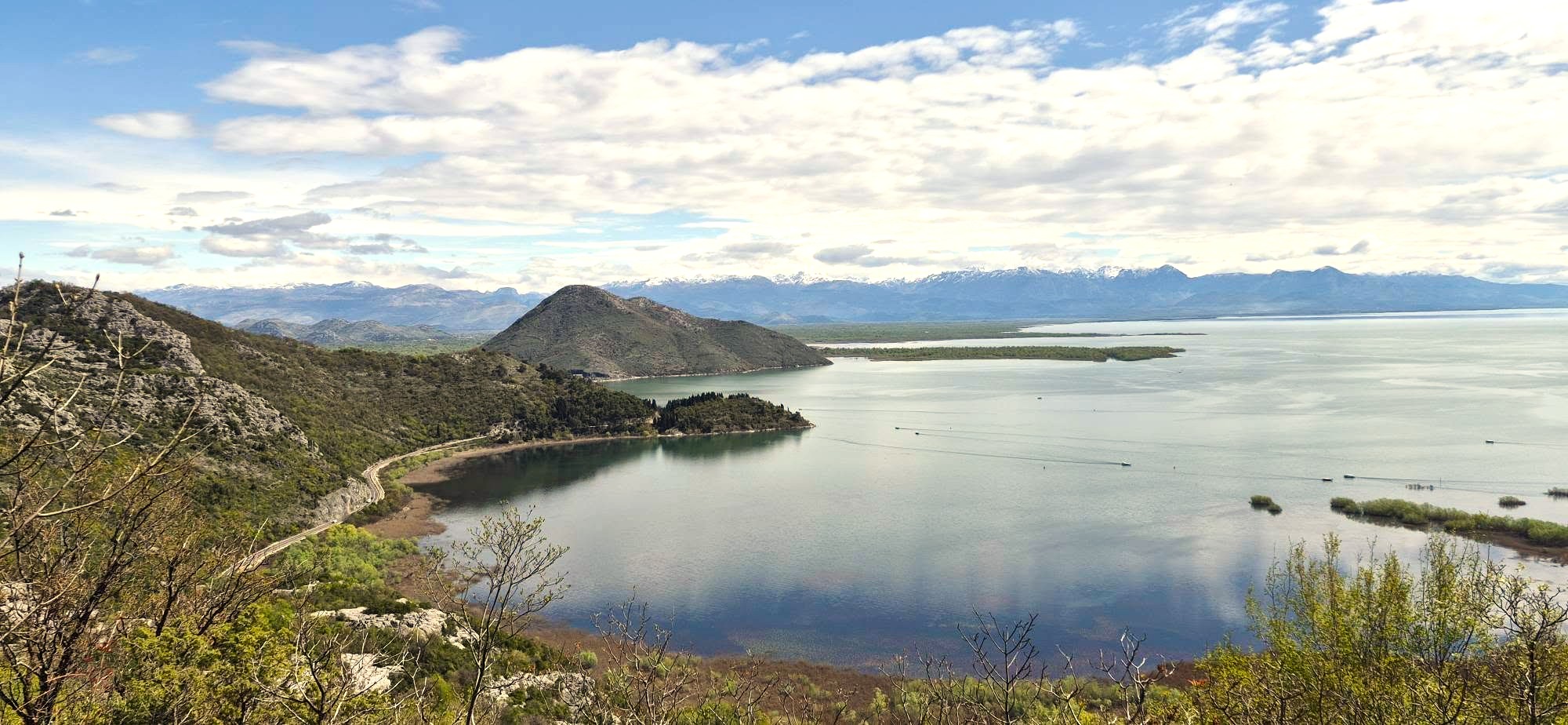 Lake skadar from the road